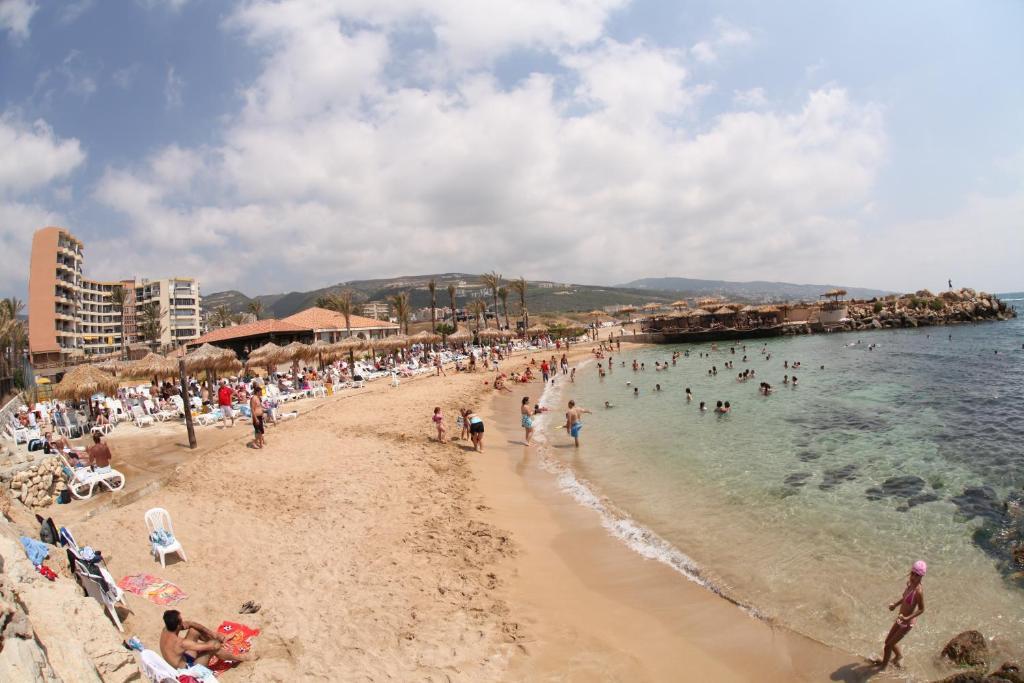 Sawary Beach Hotel Batroun Exterior photo